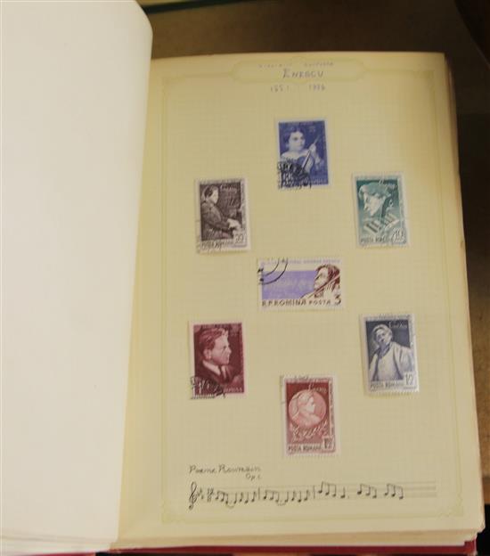 2 albums comprising collection of thematic stamps